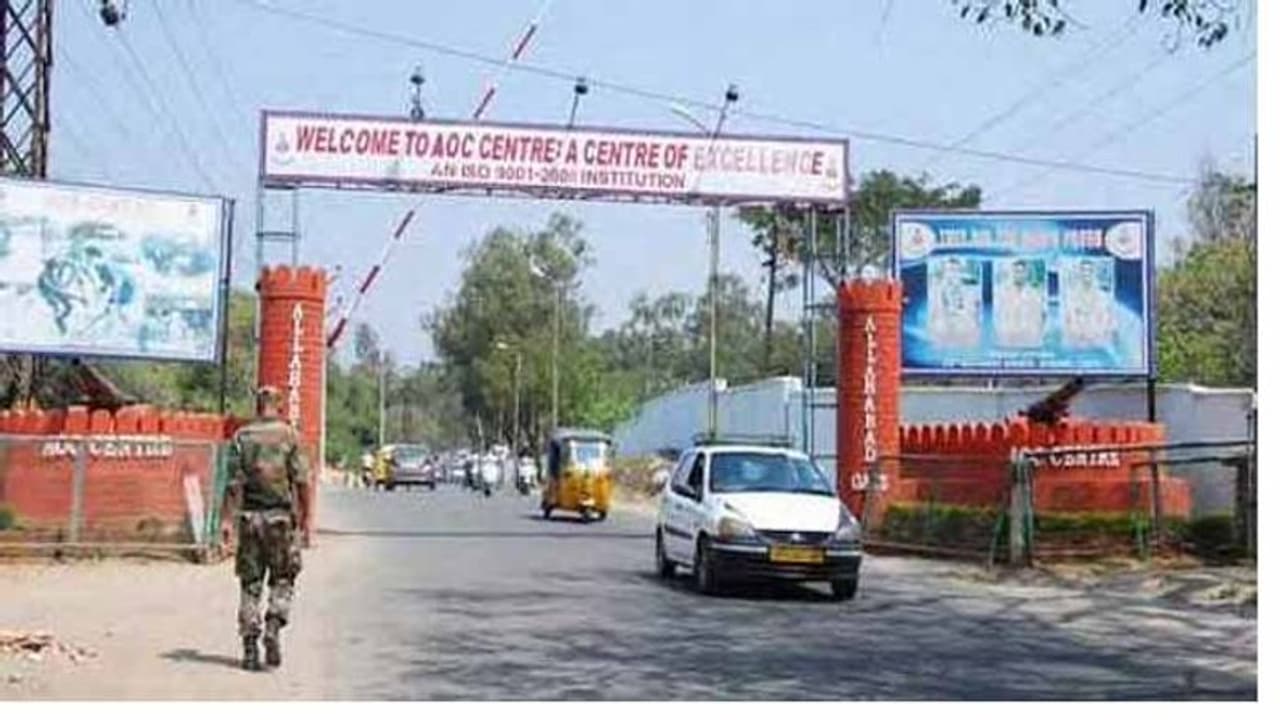 175 ఎకరాల రక్షణ శాఖ భూమి తెలంగాణకు కేటాయింపు: ఎలివేటేడ్ కారిడార్లకు గ్రీన్ సిగ్నల్