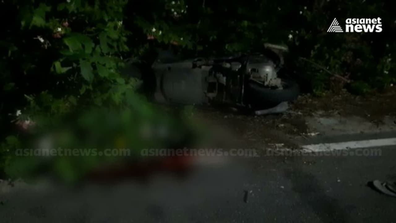 കഴക്കൂട്ടത്ത് യുവാവനെ ബോംബെറിഞ്ഞ ക്വട്ടേഷൻ സംഘം പിടിയിൽ; നാല് പേർ കസ്റ്റഡിയിൽ കഴക്കൂട്ടത്ത് യുവാവനെ ബോംബെറിഞ്ഞ ക്വട്ടേഷൻ സംഘം പിടിയിൽ; നാല് പേർ കസ്റ്റഡിയിൽ