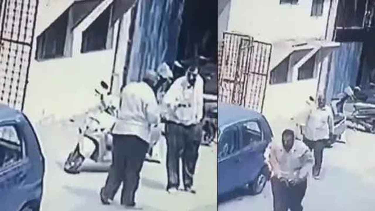 தொழிலில் நஷ்டம்.. ஆத்திரத்தில் பெற்ற மகனையே தீ வைத்து துடிதுடிக்க கொன்ற கொடூர தந்தை..!