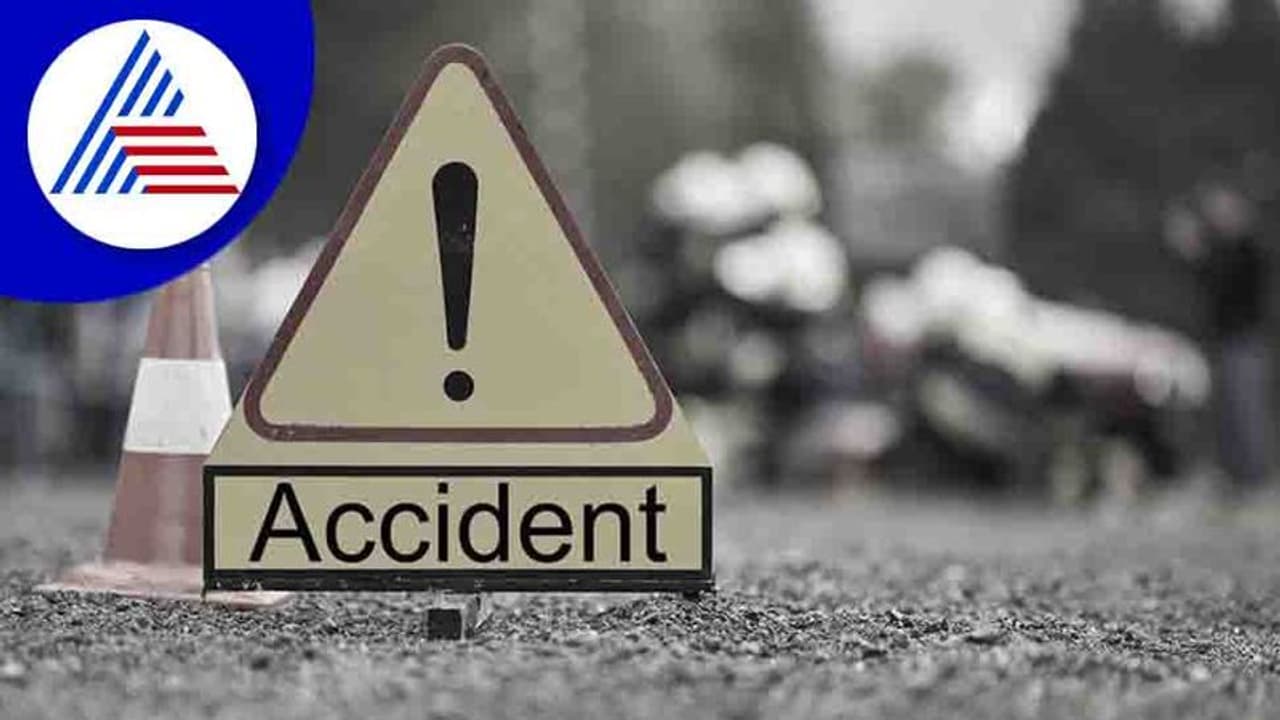 నంద్యాలలో ఘోర రోడ్డు ప్రమాదం, 3 మృతి