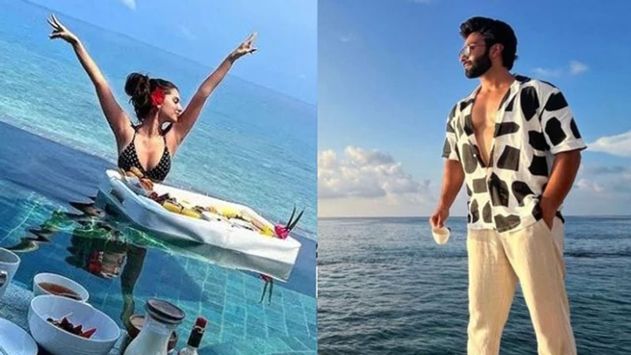 आलिया भट्ट के बाद ये हीरोइन बनेगी कपूर खानदान की बहू, जल्द बजेगी करीना कपूर के इस भाई के घर शहनाई आलिया भट्ट के बाद ये हीरोइन बनेगी कपूर खानदान की बहू, जल्द बजेगी करीना कपूर के इस भाई के घर शहनाई