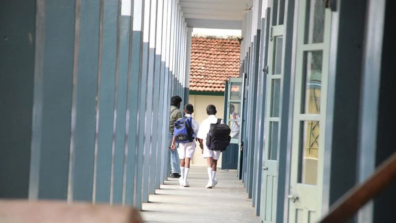 Bengaluru schools hoax bomb threat: All threat emails sent from different email IDs, say police Bengaluru schools hoax bomb threat: All threat emails sent from different email IDs, say police