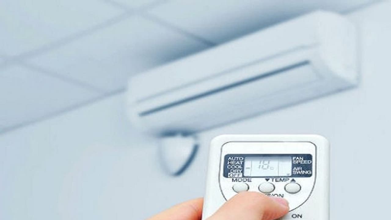 విషాదం.. ఏసీ పేలి ఒకే కుటుంబంలోని నలుగురు మృతి.. విషాదం.. ఏసీ పేలి ఒకే కుటుంబంలోని నలుగురు మృతి..