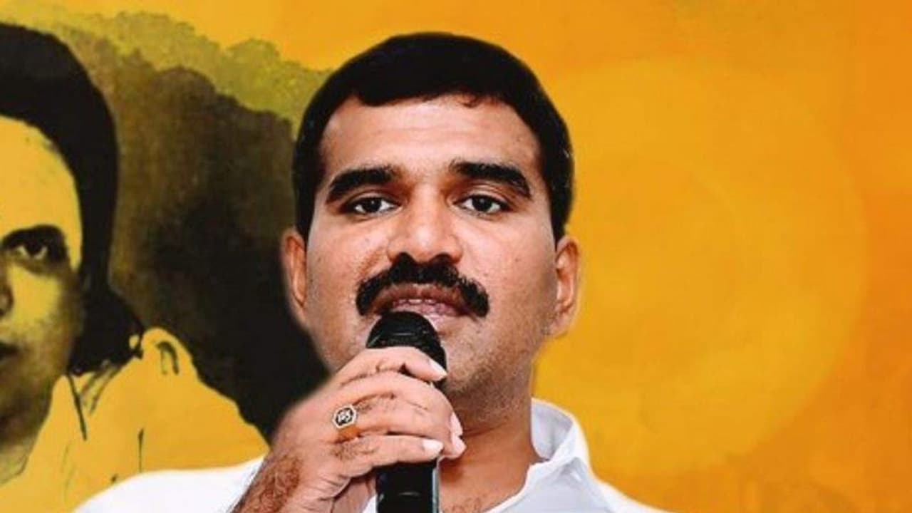 தவறான தகவலை சமூக வலைதளத்தில் பரப்பியது தவறுதான்.. விசாரணைக்குப் பின் பல்டியடித்த பாஜக ஐடி விங் தலைவர். தவறான தகவலை சமூக வலைதளத்தில் பரப்பியது தவறுதான்.. விசாரணைக்குப் பின் பல்டியடித்த பாஜக ஐடி விங் தலைவர்.