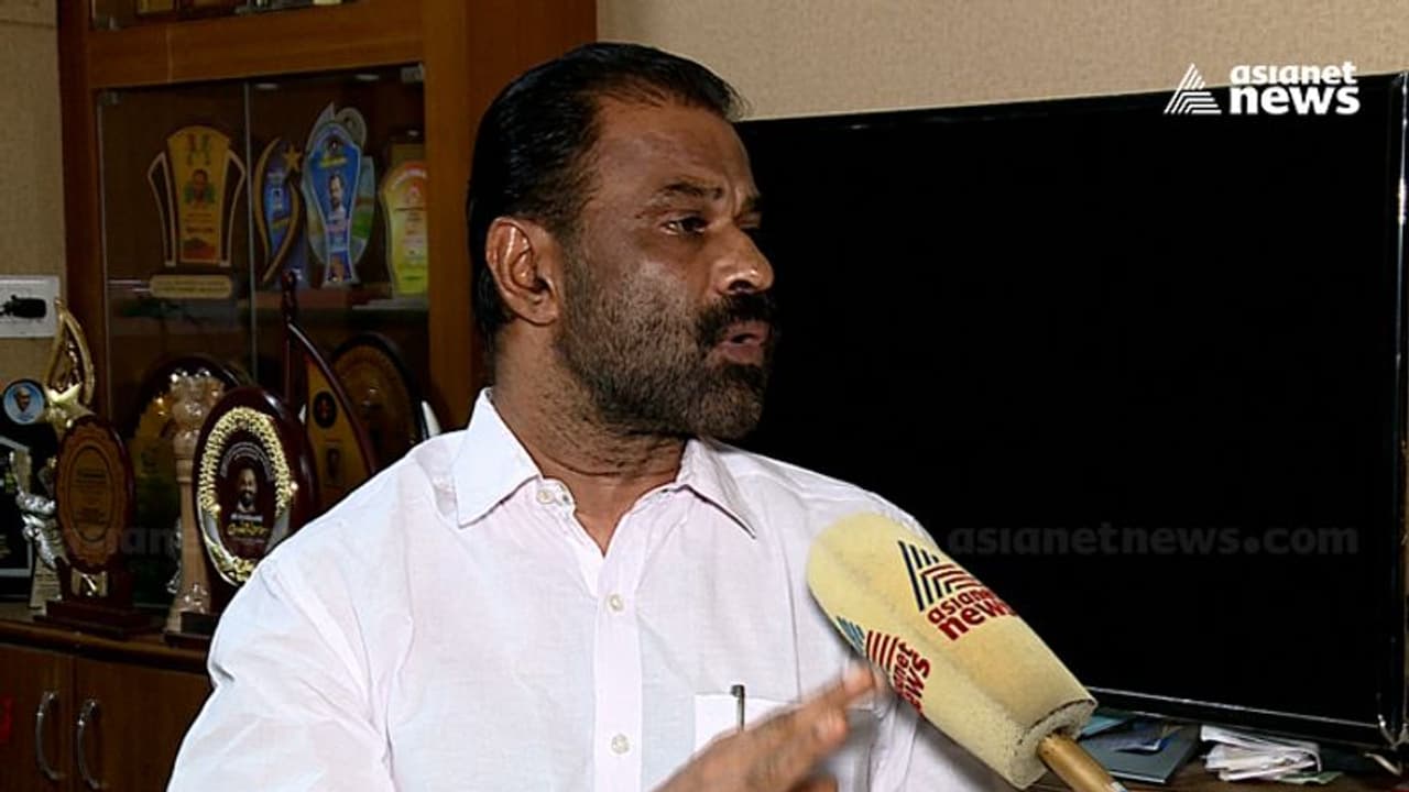 കെ വി തോമസ് അർഹിക്കാത്ത സ്ഥാനങ്ങൾ നേടിയ ചതിയൻ; രൂക്ഷ വിമർശനവുമായി കണ്ണൂർ മേയർ കെ വി തോമസ് അർഹിക്കാത്ത സ്ഥാനങ്ങൾ നേടിയ ചതിയൻ; രൂക്ഷ വിമർശനവുമായി കണ്ണൂർ മേയർ