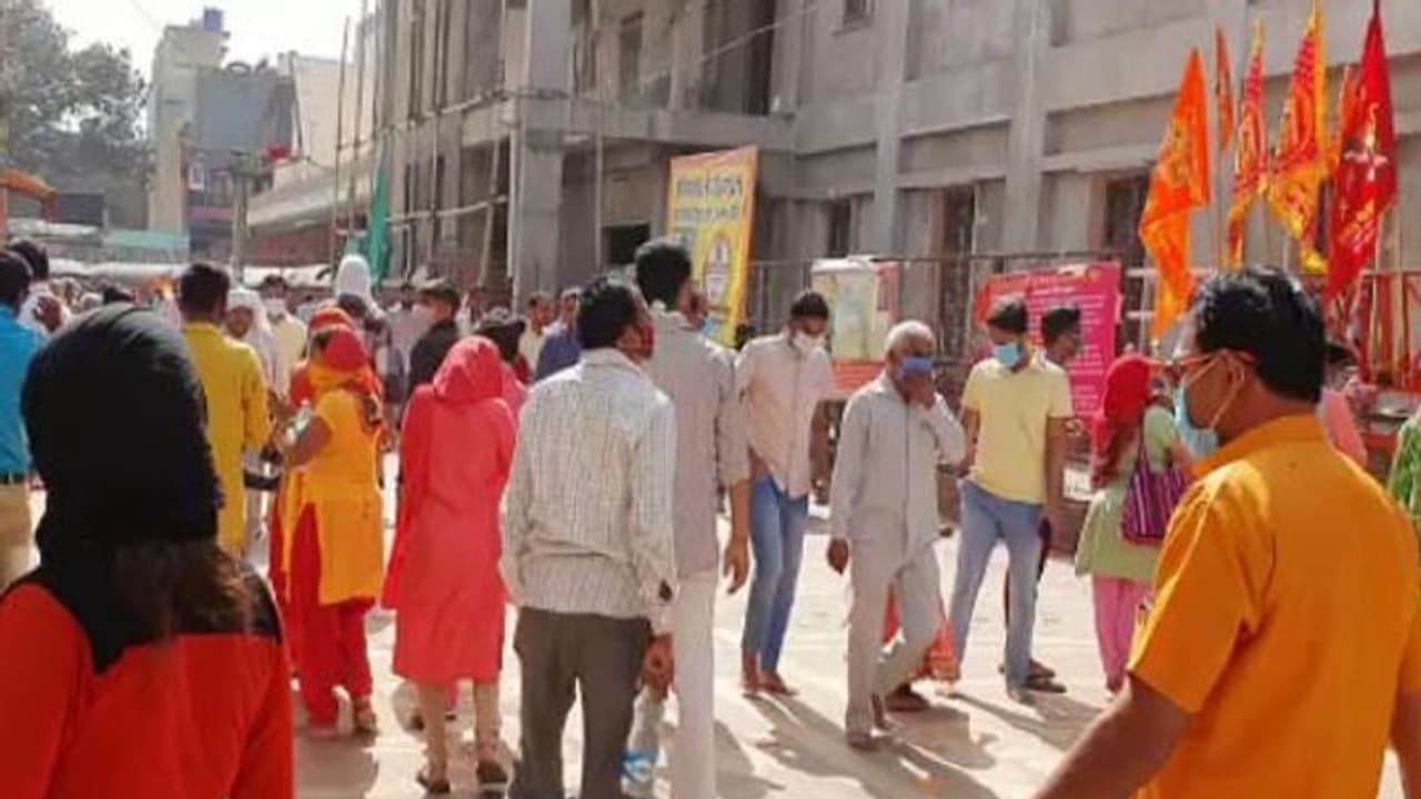 मां का हाथ थामे थामे 10 साल के बच्चे की मौत, राजस्थान मेहंदीपुर बालाजी मंदिर के बाहर ये सब हुआ, मंजर देख शॉक्ड