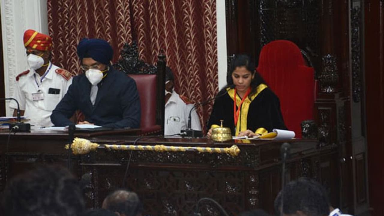 பள்ளி மாணவர்களுக்கு காலை சிற்றுண்டி.. சென்னை மாநகராட்சி பட்ஜெட்டில் தெறிக்கவிடும் அதிரடி அறிவிப்புகள் இதோ.!