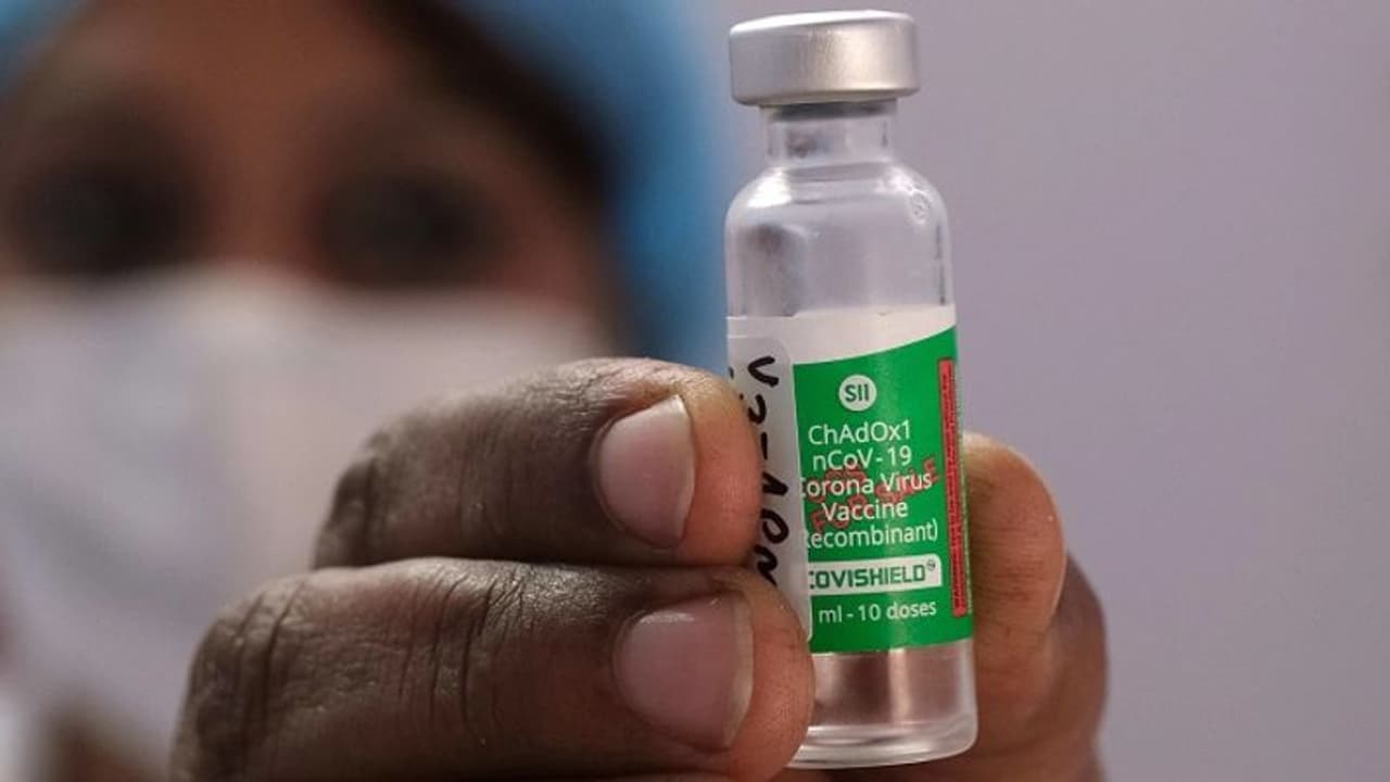 കൊവിഷീൽഡുമായി ബന്ധപ്പെട്ട ഹർജികൾ സുപ്രീം കോടതിയിൽ; ഉടൻ പരിഗണിക്കുമെന്ന് കോടതി