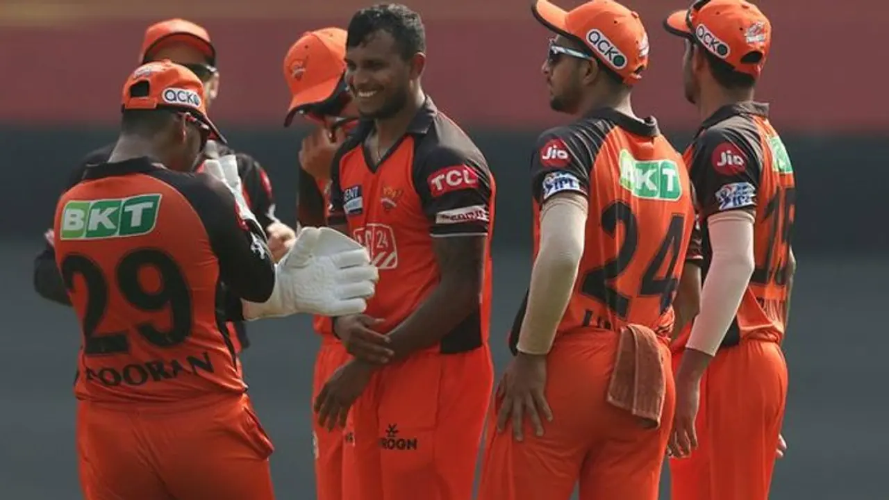 মইন আলি ছাড়া ব্যর্থ সিএসকের ব্যাটিং, জয়ের সানরাইজার্সের টার্গেট ১৫৫