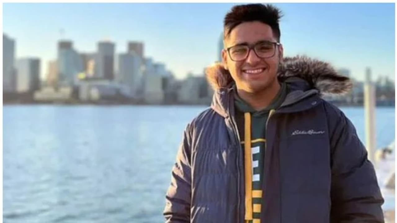 കാനഡയില് ഇന്ത്യന് വിദ്യാര്ത്ഥി വെടിയേറ്റ് മരിച്ചു കാനഡയില് ഇന്ത്യന് വിദ്യാര്ത്ഥി വെടിയേറ്റ് മരിച്ചു