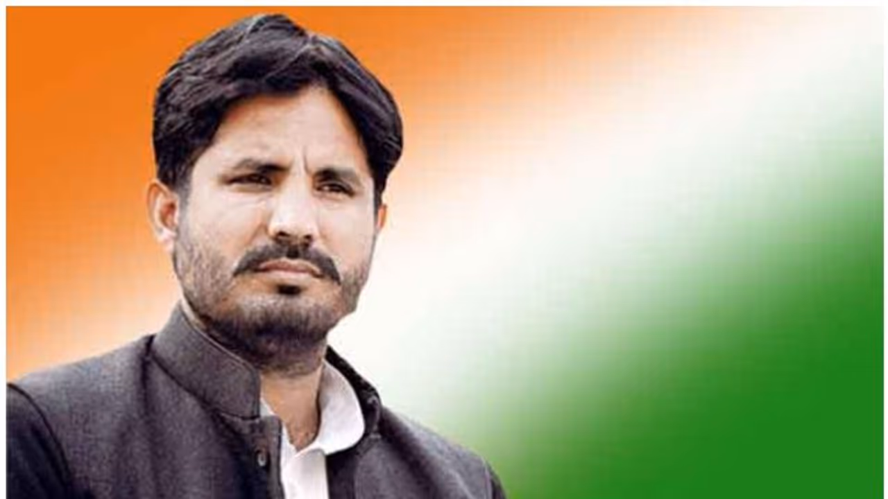 Punjab Congress: పంజాబ్ కాంగ్రెస్ లో కీలక మార్పులు.. పంజాబ్ పీసీసీ అధ్యక్షుడిగా.. Punjab Congress: పంజాబ్ కాంగ్రెస్ లో కీలక మార్పులు.. పంజాబ్ పీసీసీ అధ్యక్షుడిగా..