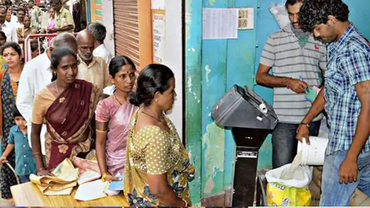 வடகிழக்கு பருவமழை எதிரொலி.. ரேஷன் கடைகளுக்கு பறந்த அதிரடி உத்தரவு !