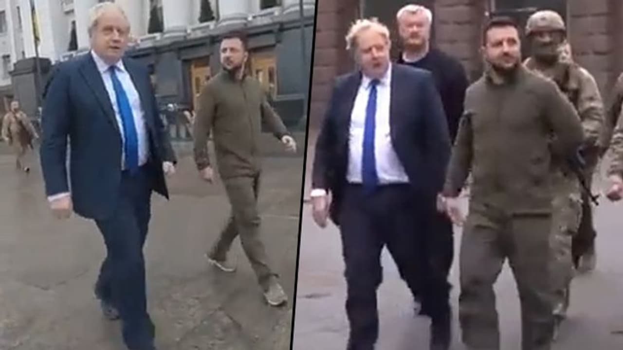 UK PM Boris Johnson, Ukraine's Zelenskyy take a walk in Kyiv amid invasion; Watch 