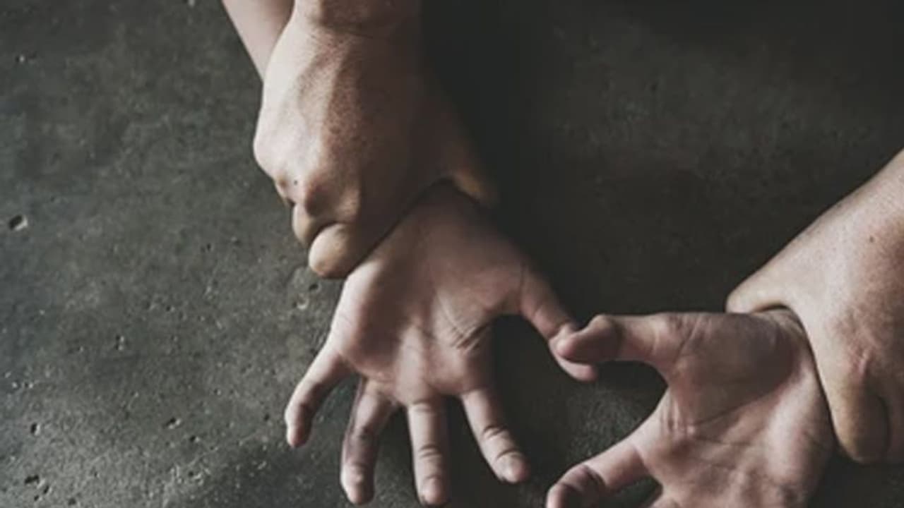 জ্যান্ত পুড়িয়ে মারা হয়নি তো? হাঁসখালি গণধর্ষণকাণ্ডে রিপোর্টে আশঙ্কা বিজেপি ফ্যাক্ট ফাইন্ডিং কমিটির জ্যান্ত পুড়িয়ে মারা হয়নি তো? হাঁসখালি গণধর্ষণকাণ্ডে রিপোর্টে আশঙ্কা বিজেপি ফ্যাক্ট ফাইন্ডিং কমিটির