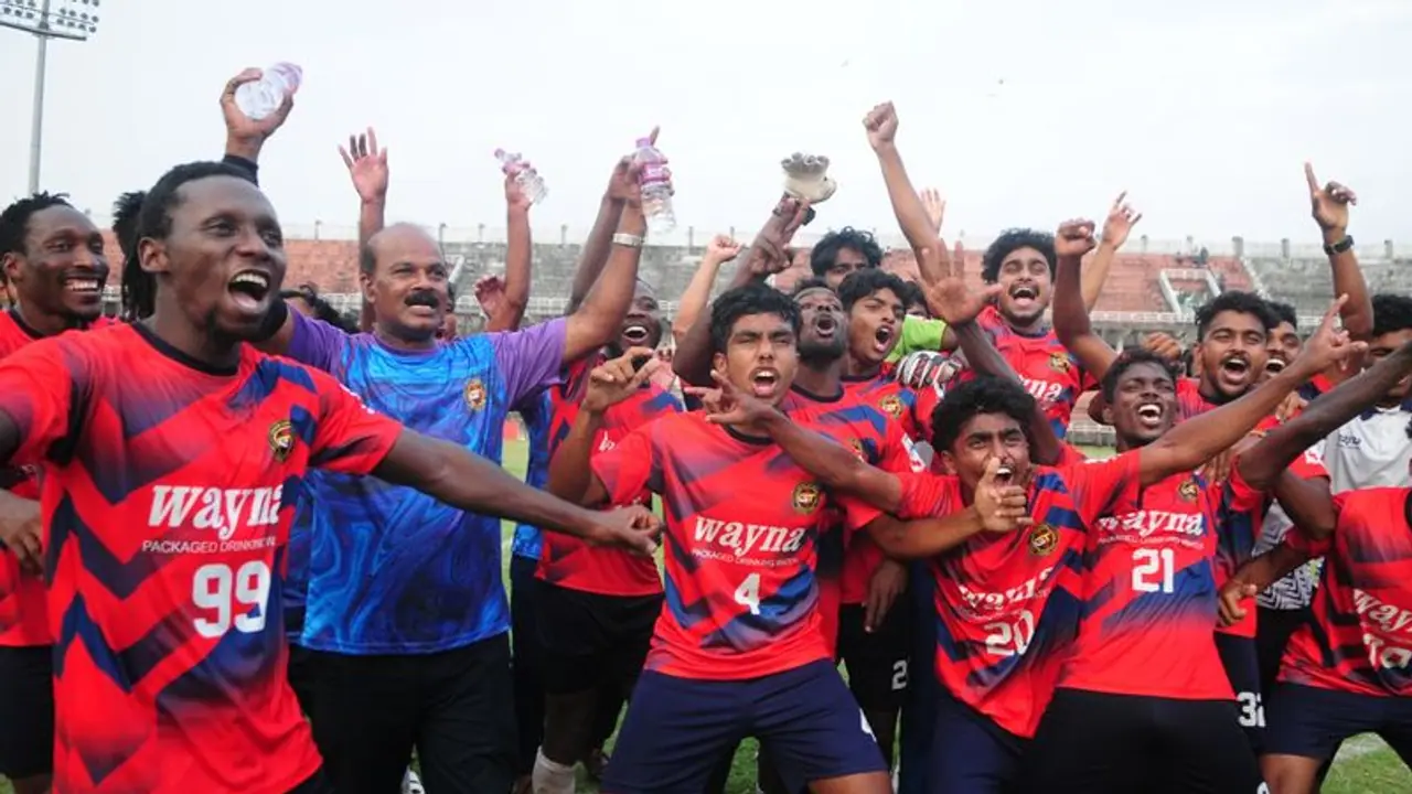 KPL : കെഎസ്ഇബി വീണു; കേരള പ്രീമിയര് ലീഗ് കിരീടം ഗോള്ഡന് ത്രെഡ്സിന് KPL : കെഎസ്ഇബി വീണു; കേരള പ്രീമിയര് ലീഗ് കിരീടം ഗോള്ഡന് ത്രെഡ്സിന്