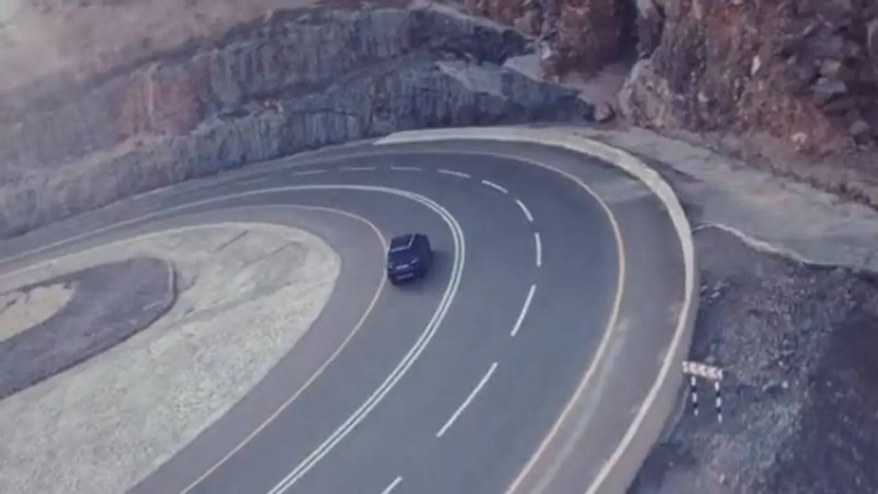 2022 Maruti Suzuki XL6: புது டீசர் வெளியீடு... முன்பதிவும் தொடங்கிடுச்சு.. விரைவில் வெளியீடு..!