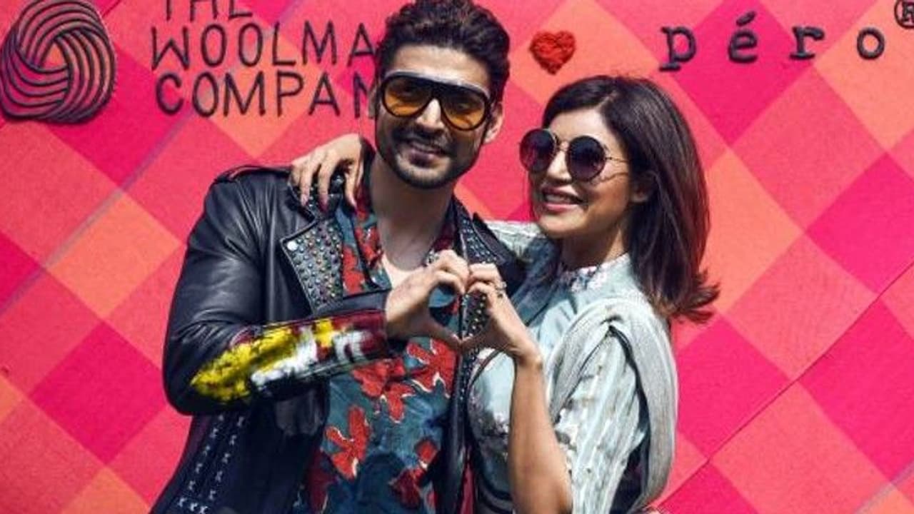 'মাতৃভাষার মানে আরও বেশি করে বুঝলাম' নচিকেতার সুরে একরত্তিকে ঘুম পাড়ালেন গুরমিত পত্নী দেবিনা 'মাতৃভাষার মানে আরও বেশি করে বুঝলাম' নচিকেতার সুরে একরত্তিকে ঘুম পাড়ালেন গুরমিত পত্নী দেবিনা