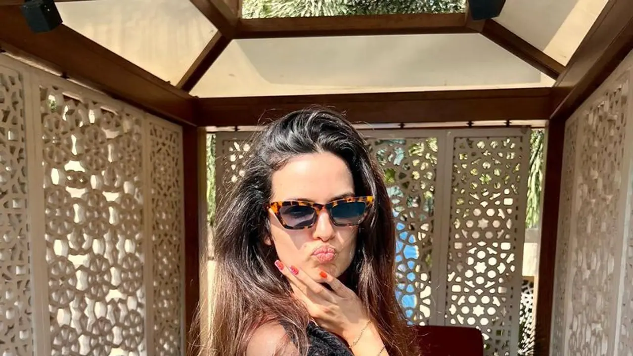 IPL 2022: Check out Hardik Pandya's wife Natasa Stankovic's transformation from pyjamas to glamour