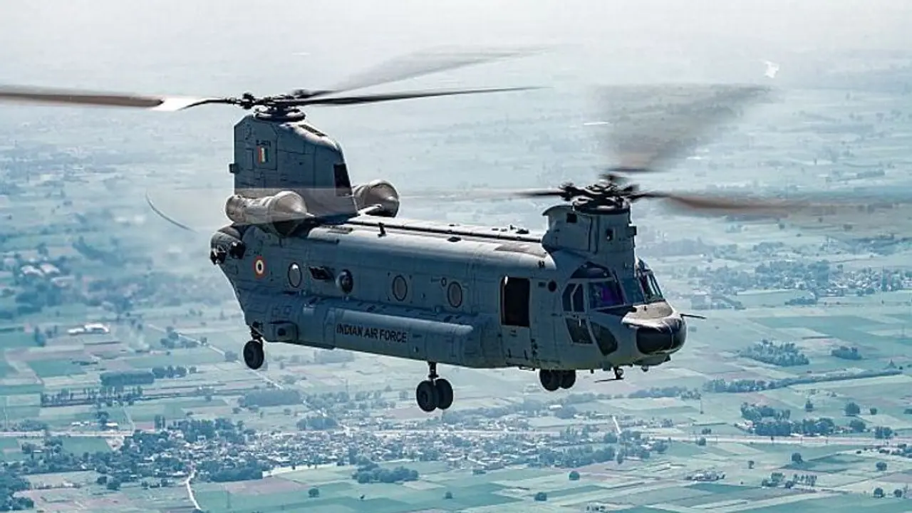 চিনুকের সাফল্যের মুকুটে আরও একটি পালক, ননস্টপ হেলিকপ্টার যাত্রার রেকর্ড