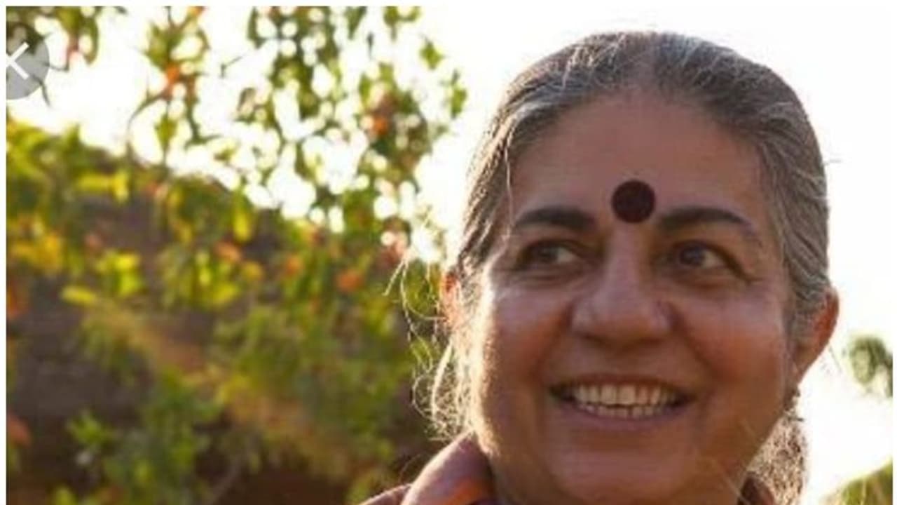 രാസവളം നിരോധിക്കാൻ ശ്രീലങ്കയെ ഉപദേശിച്ചിട്ടില്ല; സൈബർ ആക്രമണങ്ങൾക്ക് പിന്നിൽ രാസവള കമ്പനികൾ വന്ദനശിവ രാസവളം നിരോധിക്കാൻ ശ്രീലങ്കയെ ഉപദേശിച്ചിട്ടില്ല; സൈബർ ആക്രമണങ്ങൾക്ക് പിന്നിൽ രാസവള കമ്പനികൾ വന്ദനശിവ