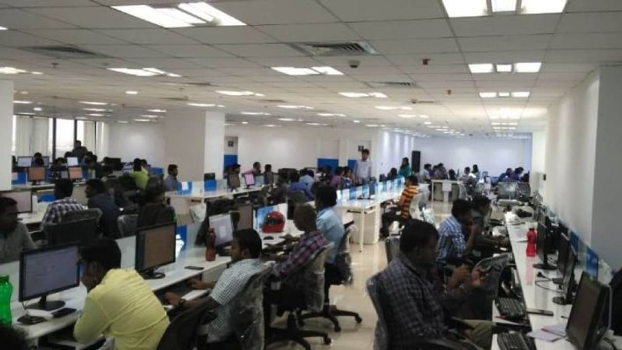 चेन्नई की IT कंपनी ने 100 कर्मचारियों को गिफ्ट की कारें, Kissflow Inc ने उपहार में दी थी करोड़ों की कारें