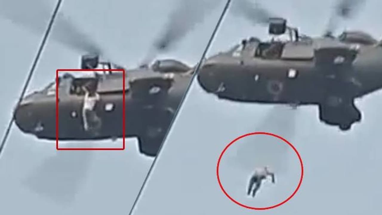 மீட்பு பணிகளின் போது ஹெலிகாப்டரில் இருந்து கீழே விழுந்த நபர் உயிரிழப்பு.. வைரலாகும் பரபர வீடியோ..!