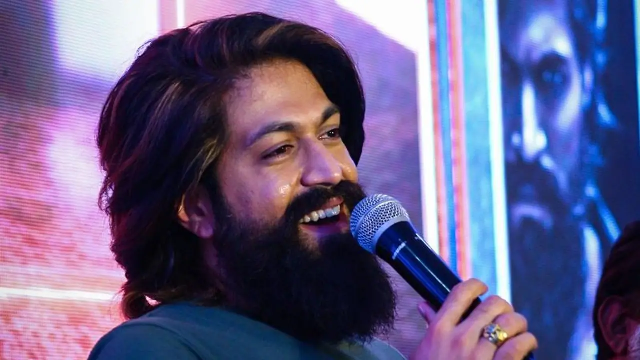 Jr.NTR ತಾಯಿ ಜೊತೆ ಯಶ್ ಗಿದೆ ವಿಶೇಷ ಬಾಂಧವ್ಯ; KGF 2 ಹೀರೋ ಹೇಳಿದ್ದೇನು? Jr.NTR ತಾಯಿ ಜೊತೆ ಯಶ್ ಗಿದೆ ವಿಶೇಷ ಬಾಂಧವ್ಯ; KGF 2 ಹೀರೋ ಹೇಳಿದ್ದೇನು?