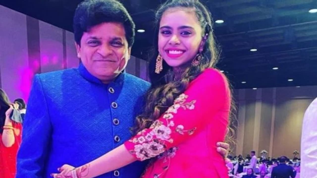 Ali's daughter: అలీ కలను నిజం చేసిన పెద్ద కుమార్తె.. ప్రశంసలు కురిపిస్తున్న అభిమానులు Ali's daughter: అలీ కలను నిజం చేసిన పెద్ద కుమార్తె.. ప్రశంసలు కురిపిస్తున్న అభిమానులు