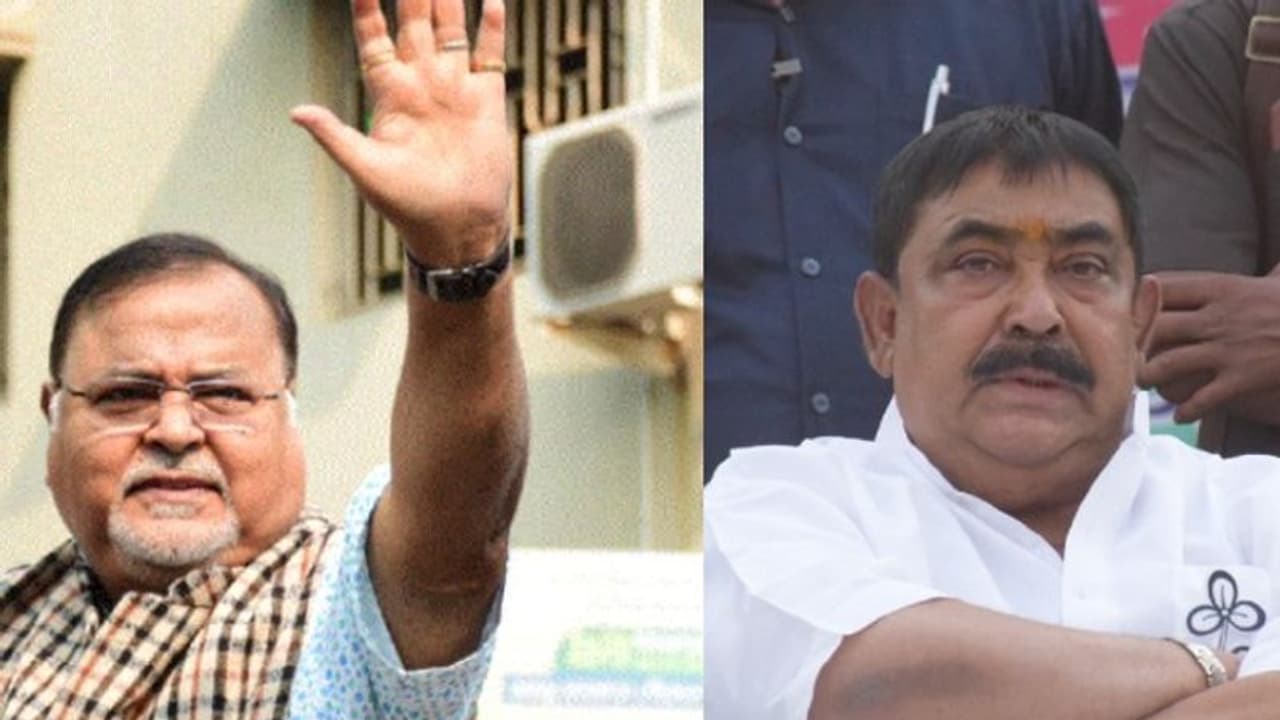 পার্থর সঙ্গে বিকেলে উডবার্ণে দেখা হওয়ার সুযোগ মিস, 'কনে দেখা আলোয়' একাই এসএসকেম এ কেষ্ট পার্থর সঙ্গে বিকেলে উডবার্ণে দেখা হওয়ার সুযোগ মিস, 'কনে দেখা আলোয়' একাই এসএসকেম এ কেষ্ট