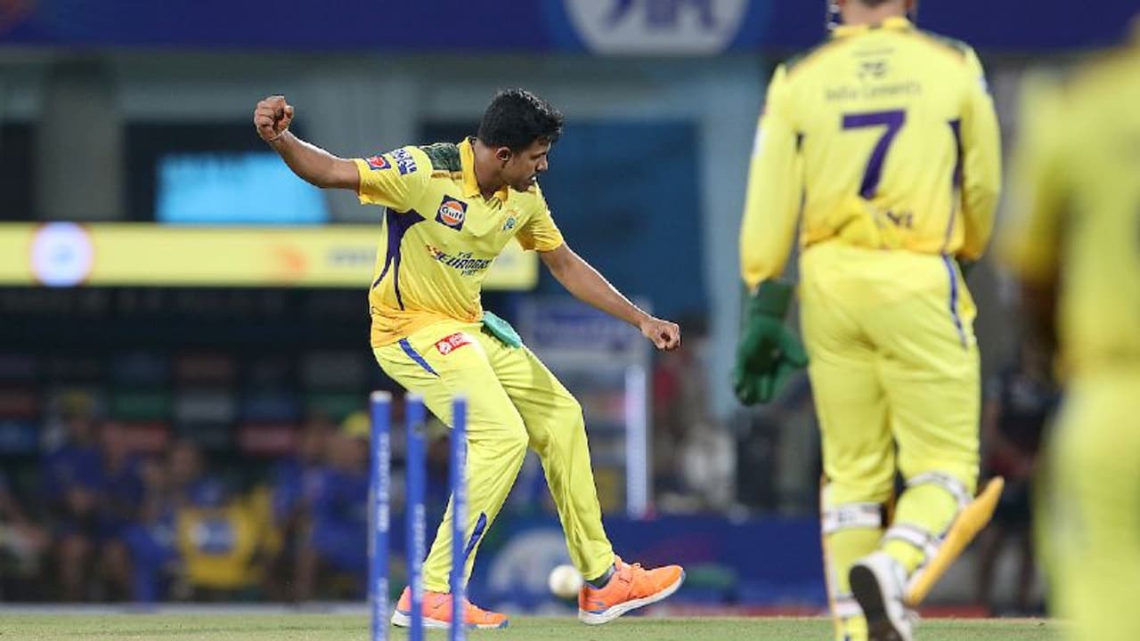 IPL2022 CSK vs RCB: బోణీ కొట్టిన చెన్నై సూపర్ కింగ్స్... ఆఖరి ఓవర్‌ దాకా పోరాడి ఓడిన ఆర్‌సీబీ..