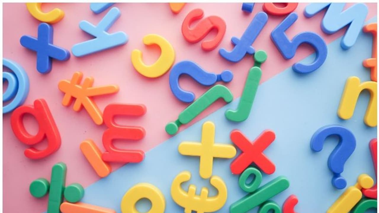 ഭാഷാപഠനം സാധ്യതകളുടെ പുതിയ ലോകം; സംസ്കൃത സർവ്വകലാശാലയിൽ വിവിധ ഭാഷകളിൽ പി. ജി. പഠിക്കാം ഭാഷാപഠനം സാധ്യതകളുടെ പുതിയ ലോകം; സംസ്കൃത സർവ്വകലാശാലയിൽ വിവിധ ഭാഷകളിൽ പി. ജി. പഠിക്കാം