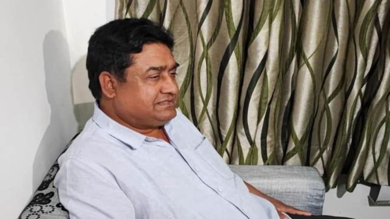 राजस्थान में घूसखोर अफसर की कहानी: ACB के डर से जला दिए 20 लाख कैश, दोबारा मांगी रिश्वत, पूछताछ में लगा रोने राजस्थान में घूसखोर अफसर की कहानी: ACB के डर से जला दिए 20 लाख कैश, दोबारा मांगी रिश्वत, पूछताछ में लगा रोने