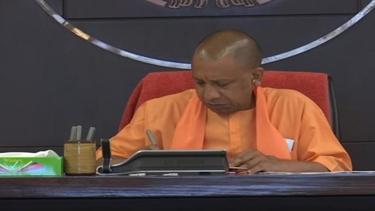 पिछड़े वर्ग के छात्रों की शिक्षा व्यवस्था को दुरूस्त करने के लिए योगी सरकार ने बनाई विशेष योजना पिछड़े वर्ग के छात्रों की शिक्षा व्यवस्था को दुरूस्त करने के लिए योगी सरकार ने बनाई विशेष योजना