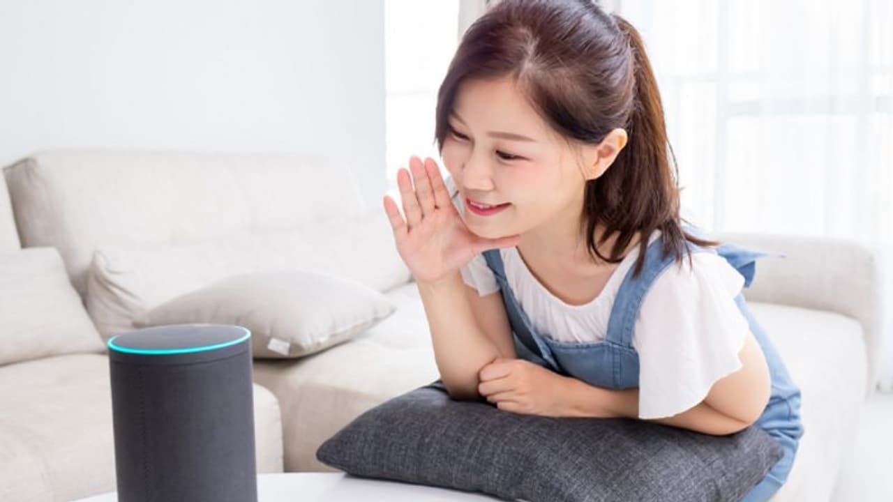 Amazon Alexa : അലക്സയുടെ ശബ്ദം 'പ്രിയപ്പെട്ടവരുടെതാക്കാം'; ഇതാണ് പുതിയ സാങ്കേതിക വിദ്യ Amazon Alexa : അലക്സയുടെ ശബ്ദം 'പ്രിയപ്പെട്ടവരുടെതാക്കാം'; ഇതാണ് പുതിയ സാങ്കേതിക വിദ്യ