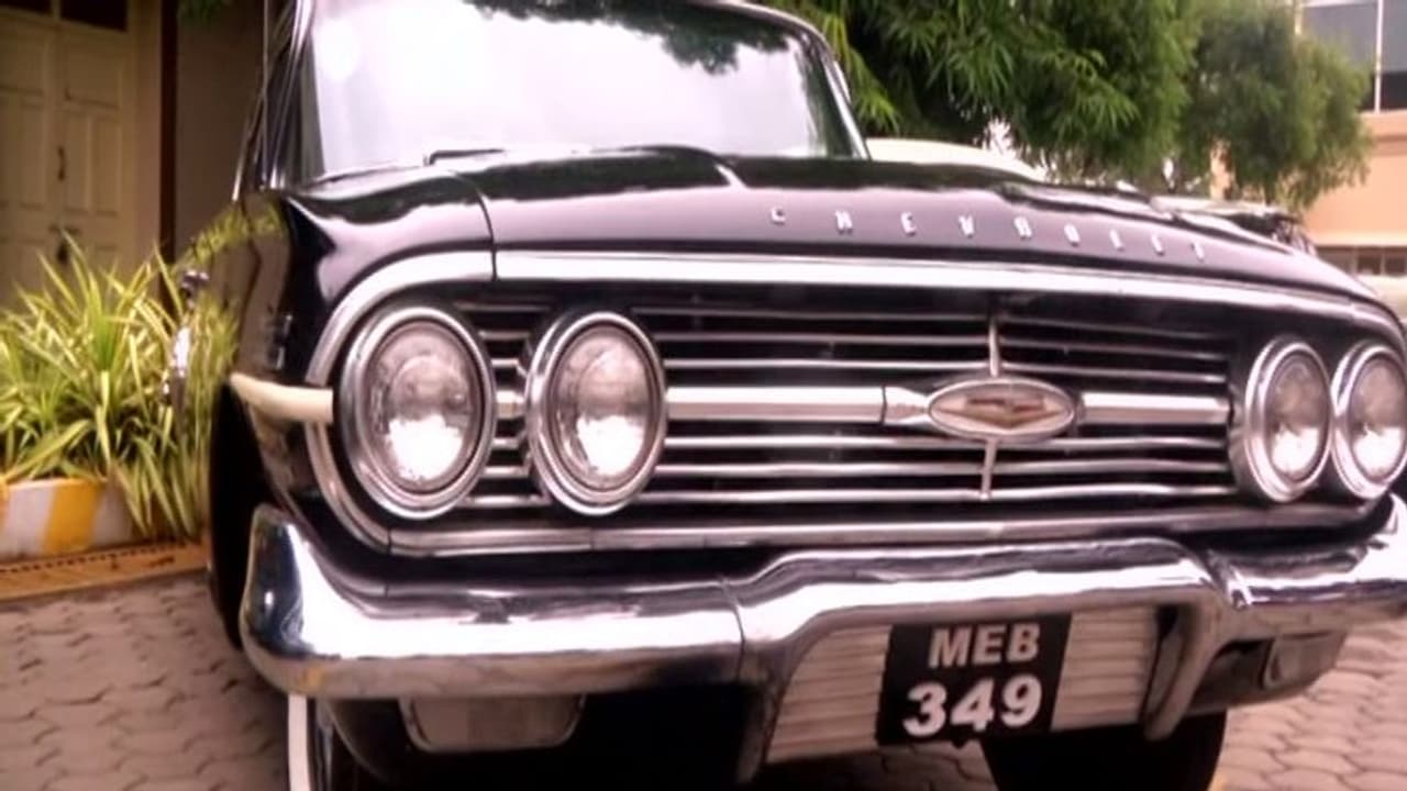 कोयंबटूर में जब सड़कों पर उतरीं विंटेज कारें, 1939 से लेकर 70 तक के मॉडल देखकर लोग कह उठे वाह कोयंबटूर में जब सड़कों पर उतरीं विंटेज कारें, 1939 से लेकर 70 तक के मॉडल देखकर लोग कह उठे वाह