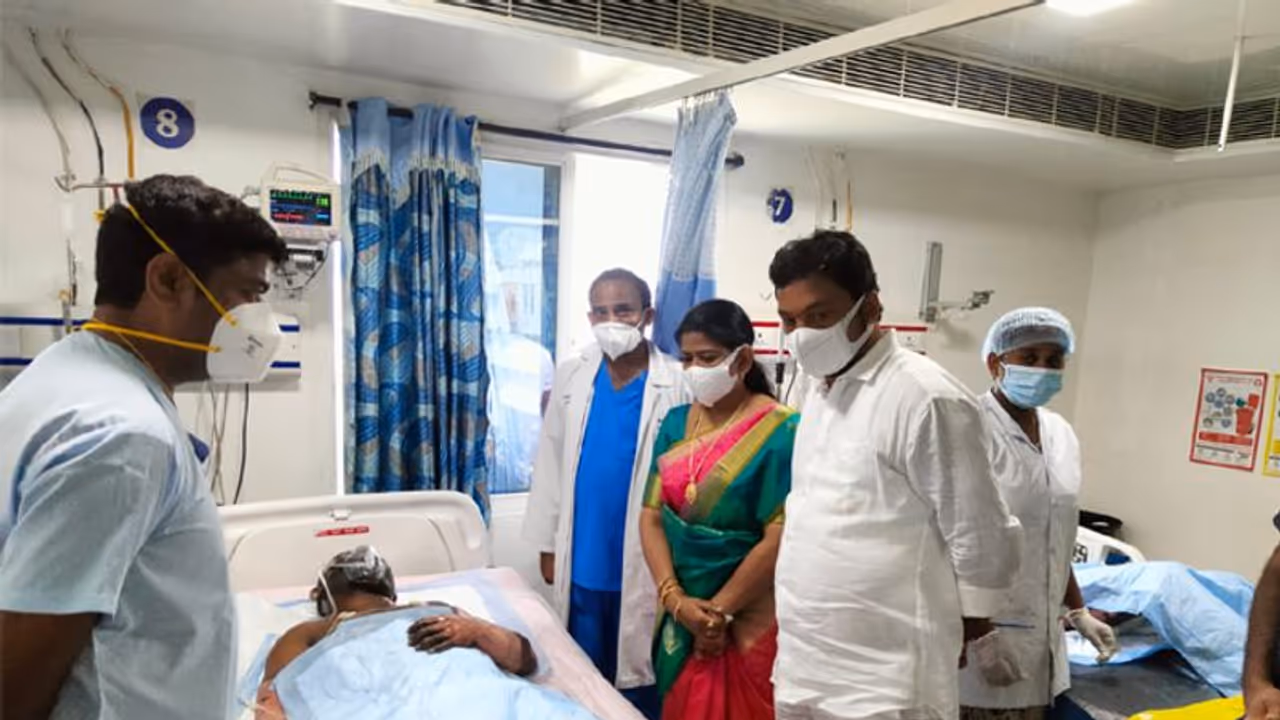 ఏలూరు ప్రమాదం.. అవసరమైతే పోరస్‌ ఫ్యాక్టరీని సీజ్‌ చేస్తాం: హోంమంత్రి తానేటి వనిత