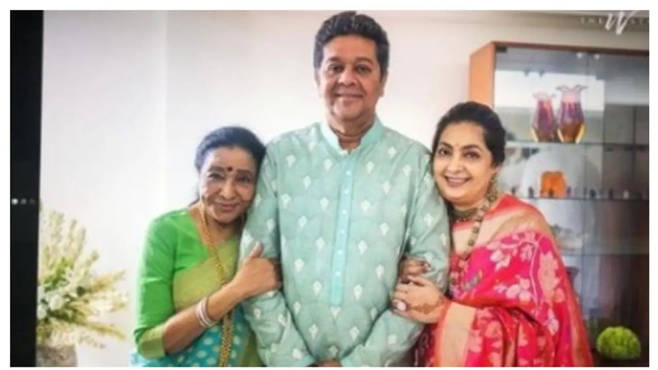 Asha Bhosle's son hospitalised in Dubai; Anand was admitted in ICU report Asha Bhosle's son hospitalised in Dubai; Anand was admitted in ICU report