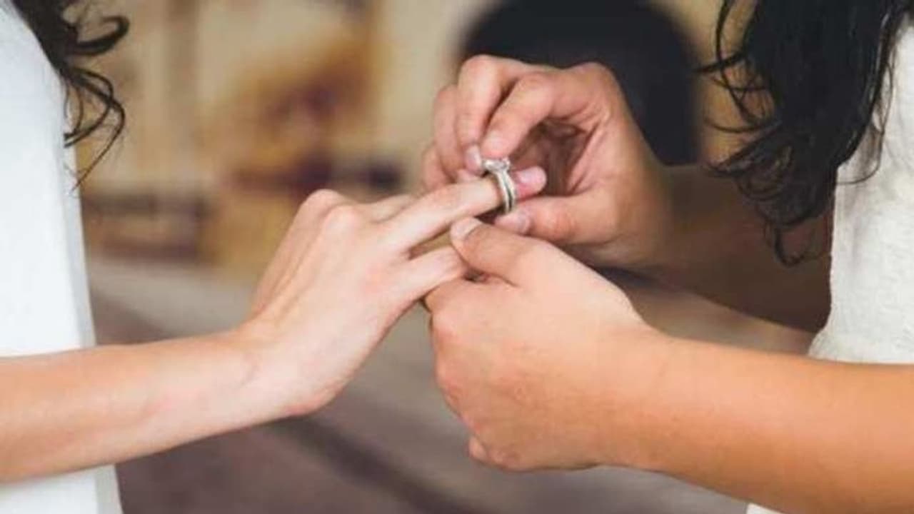 ಸಲಿಂಗ ವಿವಾಹ ವಿರೋಧಿಸಿ ಅಲ್ಪಸಂಖ್ಯಾತ ಸಮುದಾಯದ ಪತ್ರ, ಕೇಂದ್ರದ ನಿರ್ಧಾರಕ್ಕೆ ಬೆಂಬಲ! ಸಲಿಂಗ ವಿವಾಹ ವಿರೋಧಿಸಿ ಅಲ್ಪಸಂಖ್ಯಾತ ಸಮುದಾಯದ ಪತ್ರ, ಕೇಂದ್ರದ ನಿರ್ಧಾರಕ್ಕೆ ಬೆಂಬಲ!