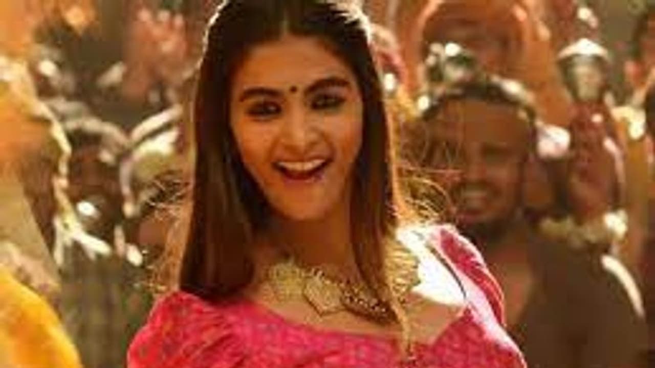 ಐಟಂ ಡಾನ್ಸ್ ಮಾಡಲು ಇಷ್ಟೊಂದು ಸಂಭಾವನೆ ಪಡೆದ್ರಾ ಪೂಜಾ ಹೆಗ್ಡೆ?