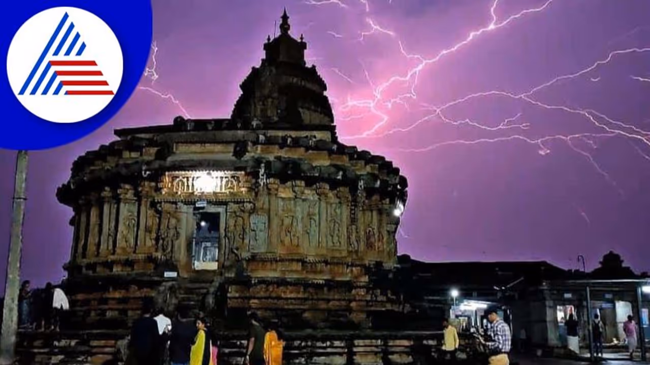 ಗುಡುಗು ಮಿಂಚಿನ ಸಮ್ಮಿಲನ: ಶೃಂಗೇರಿ ಶಾರದಾಂಬೆ ದೇಗುಲದ ನಯನ ಮನೋಹರ ದೃಶ್ಯ ಸೆರೆ
