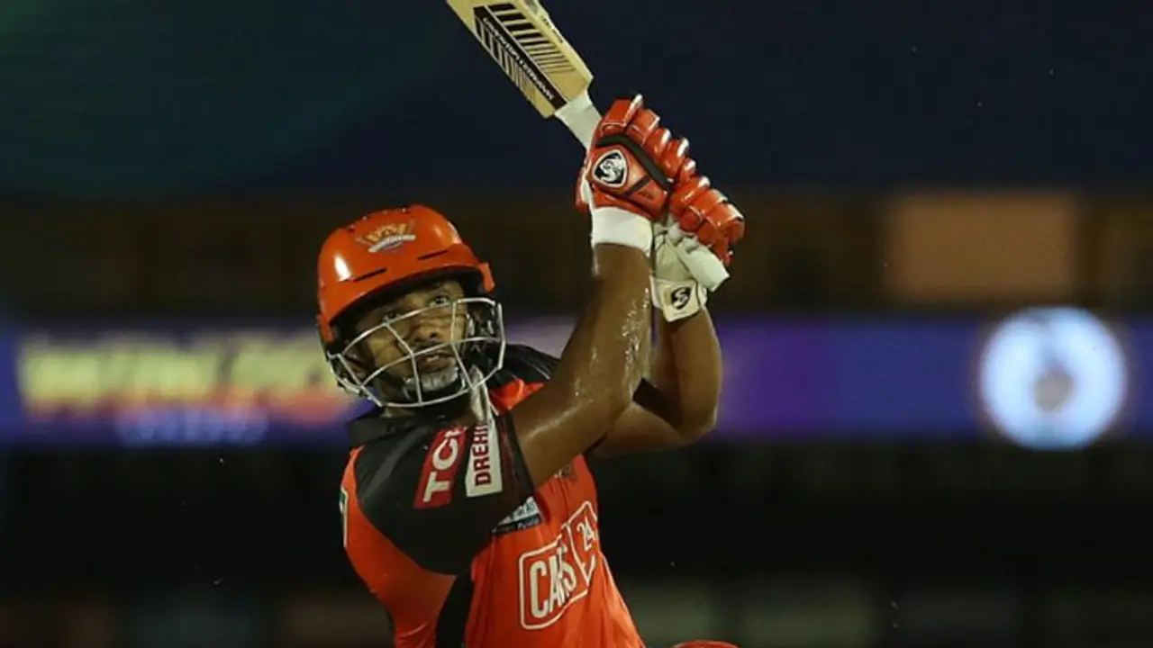 IPL 2022 ರಾಹುಲ್ ತ್ರಿಪಾಠಿ ಅಬ್ಬರ, ಮುಂಬೈ ಇಂಡಿಯನ್ಸ್ಗೆ ಬೃಹತ್ ಟಾರ್ಗೆಟ್! IPL 2022 ರಾಹುಲ್ ತ್ರಿಪಾಠಿ ಅಬ್ಬರ, ಮುಂಬೈ ಇಂಡಿಯನ್ಸ್ಗೆ ಬೃಹತ್ ಟಾರ್ಗೆಟ್!