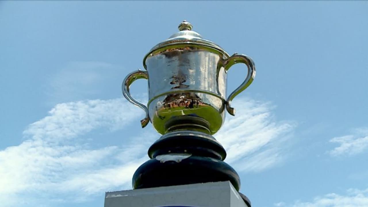 Santosh Trophy: കര്ണാടകയെ മൂന്നടിയില് വീഴ്ത്തി മണിപ്പൂര് സെമിയില് Santosh Trophy: കര്ണാടകയെ മൂന്നടിയില് വീഴ്ത്തി മണിപ്പൂര് സെമിയില്