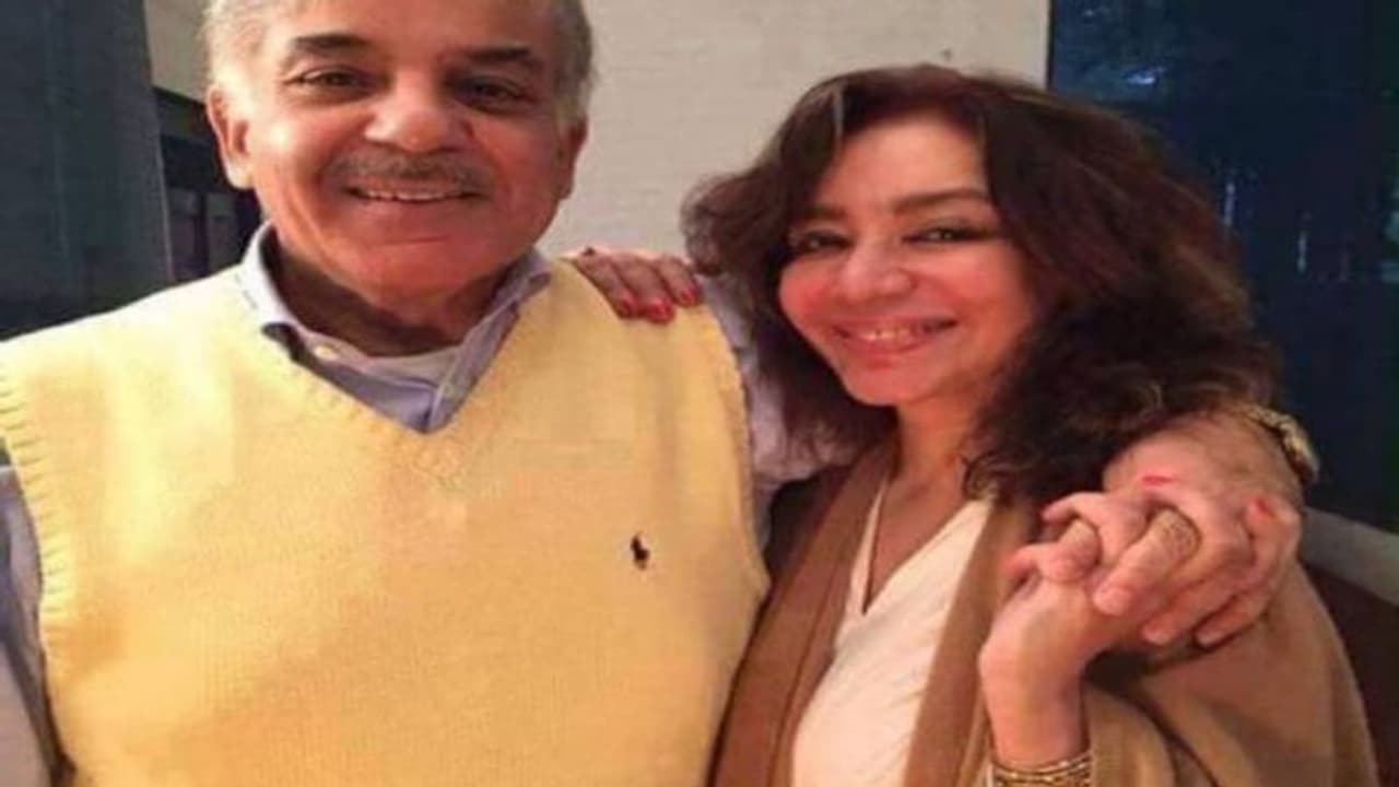 शाहबाज शरीफ की मजेदार पर्सनल लाइफ: पहली शादी पापा के खिलाफ जाकर चचेरी बहन से की, फैक्ट और भी हैं... शाहबाज शरीफ की मजेदार पर्सनल लाइफ: पहली शादी पापा के खिलाफ जाकर चचेरी बहन से की, फैक्ट और भी हैं...