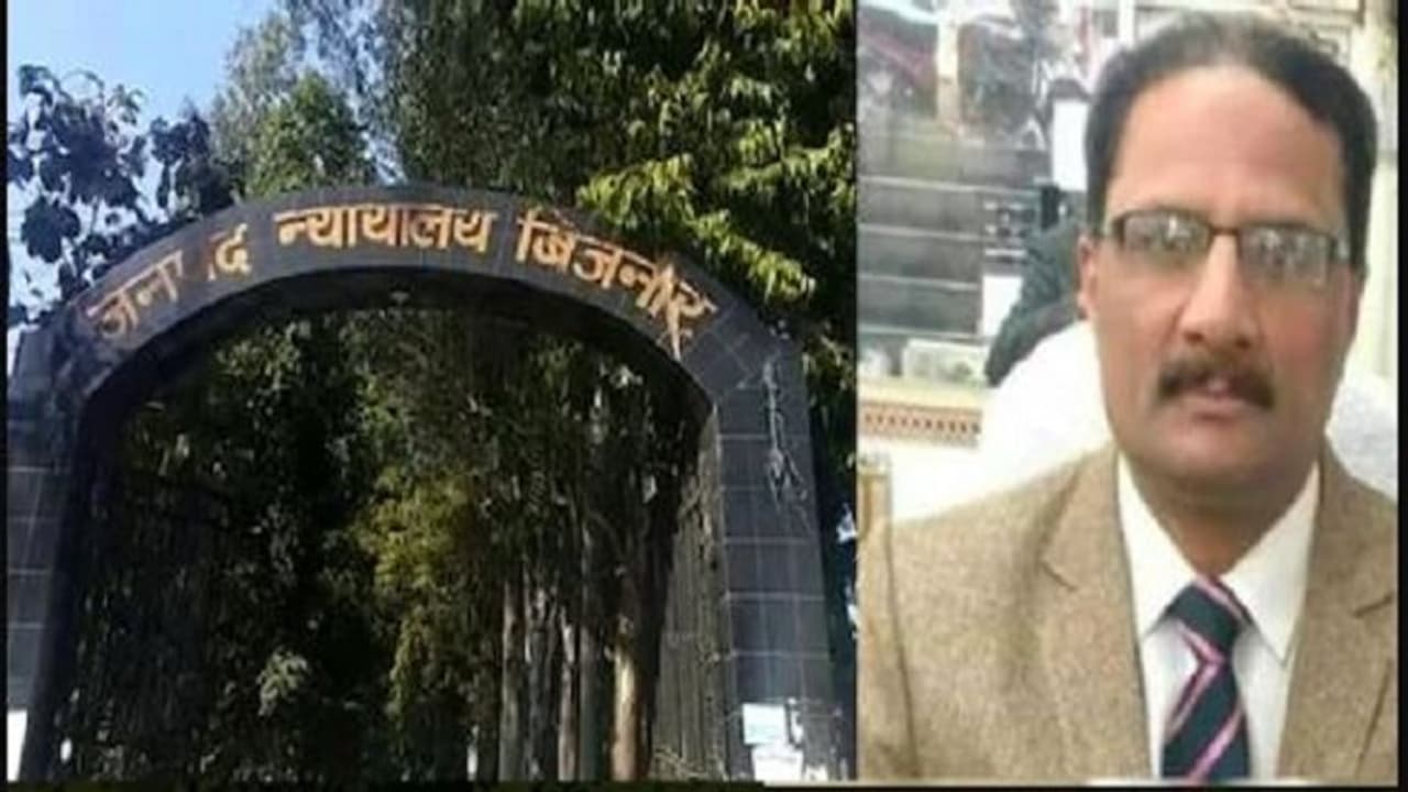 एनआईए अफसर तंजील अहमद मर्डर केस में मुख्य आरोपी मुनीर को 10 साल की सजा, लगा 1 लाख का जुर्माना एनआईए अफसर तंजील अहमद मर्डर केस में मुख्य आरोपी मुनीर को 10 साल की सजा, लगा 1 लाख का जुर्माना