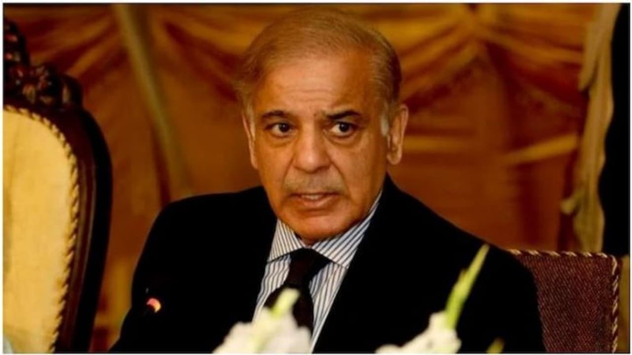 ఆగస్టు 8న పార్లమెంటును రద్దు చేయనున్న పాక్ ప్రభుత్వం.. 