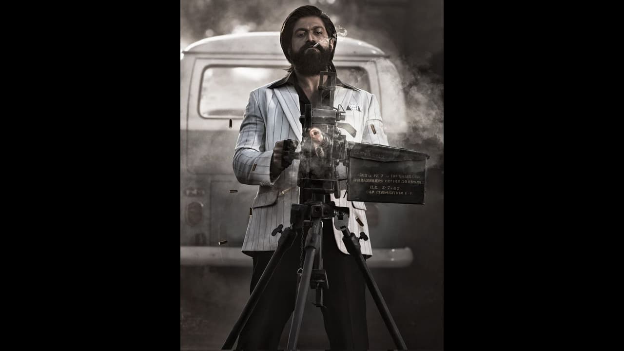 KGF 2 ಆರ್ಭಟಕ್ಕೆ ಮಂಕಾದ ಬಾಲಿವುಡ್; ಹಿಂದಿಯಲ್ಲಿ 193 ಕೋಟಿ ರೂ. ಬಾಚಿದ ರಾಕಿ ಭಾಯ್ KGF 2 ಆರ್ಭಟಕ್ಕೆ ಮಂಕಾದ ಬಾಲಿವುಡ್; ಹಿಂದಿಯಲ್ಲಿ 193 ಕೋಟಿ ರೂ. ಬಾಚಿದ ರಾಕಿ ಭಾಯ್