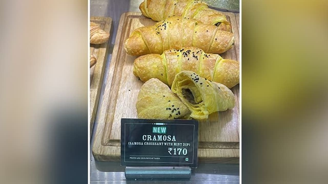 Samosa or Croissant? Another weird combination netizens can't digest