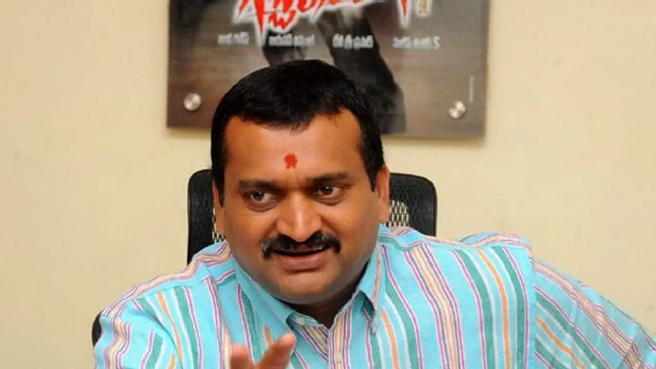 Telangana Election Result 2023: తెలంగాణాలో విజయం కోసం బండ్ల గణేష్ ప్రత్యేక పూజలు, వైరల్ అవుతున్న వీడియో Telangana Election Result 2023: తెలంగాణాలో విజయం కోసం బండ్ల గణేష్ ప్రత్యేక పూజలు, వైరల్ అవుతున్న వీడియో