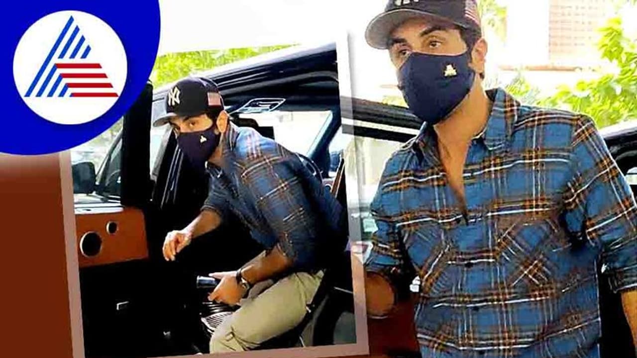 ಮದುವೆ ಮುಗಿಯುತ್ತಿದ್ದಂತೆ ಕೆಲಸಕ್ಕೆ ಹೊರಟ ರಣಬೀರ್; ಶಾದಿ ಮುಬಾರಕ್ ಎಂದ ಫ್ಯಾನ್ಸ್