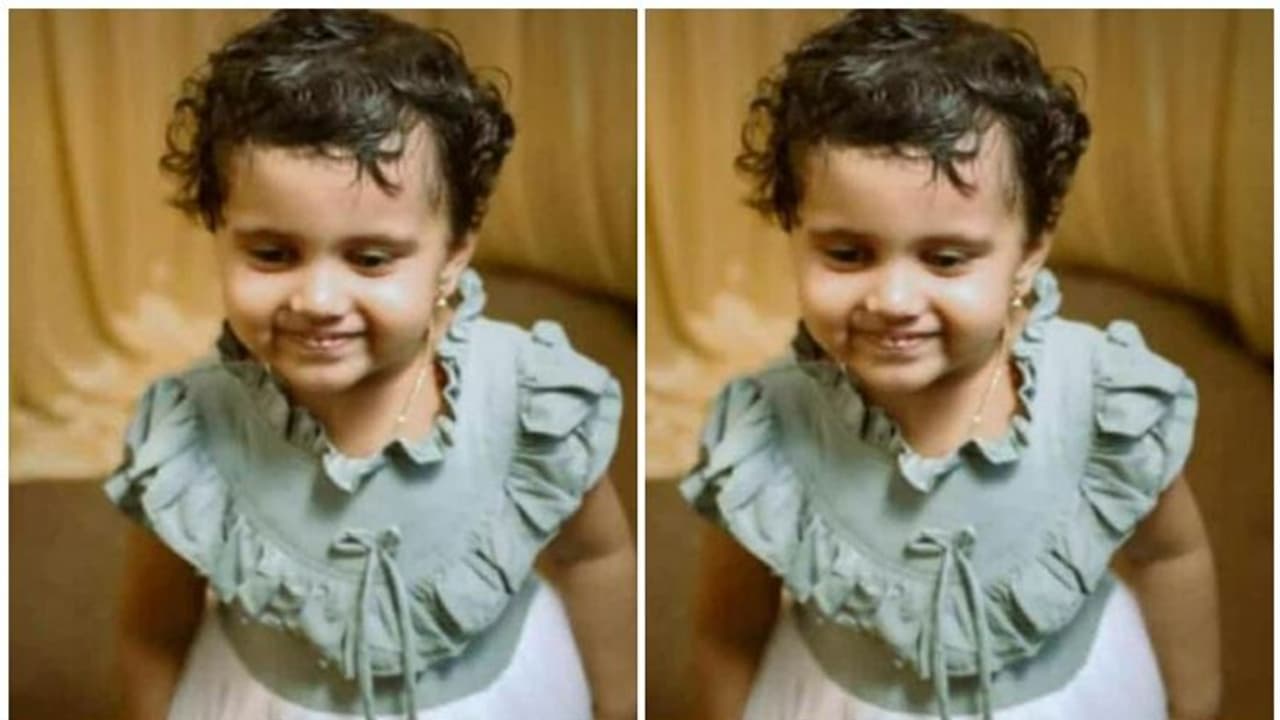 കുപ്പിയുടെ അടപ്പ് തൊണ്ടയിൽ കുടുങ്ങി, മൂന്നു വയസുകാരിക്ക് ദാരുണാന്ത്യം 